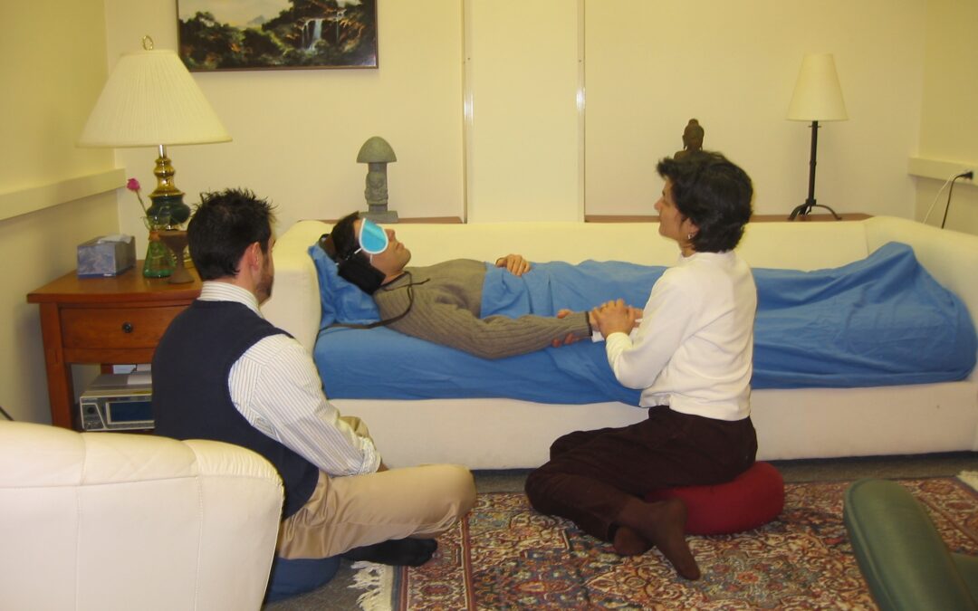 Psychedelic-Assisted Therapy, Image illustrating psychedelic-assisted therapy, combining psychedelics and psychotherapy to treat mental health and promote emotional healing.